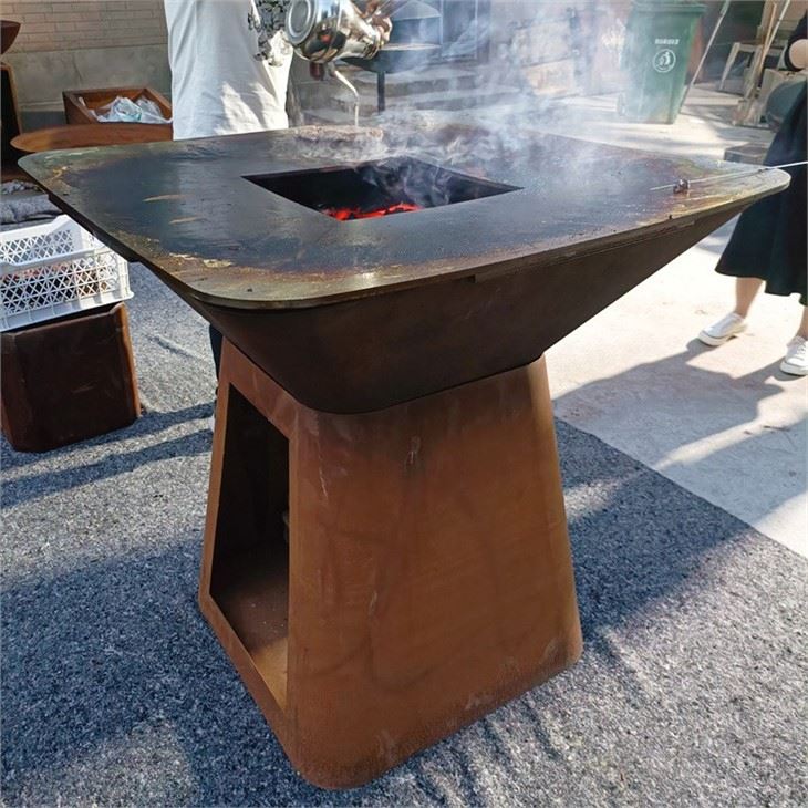 Gas Grill Stand
