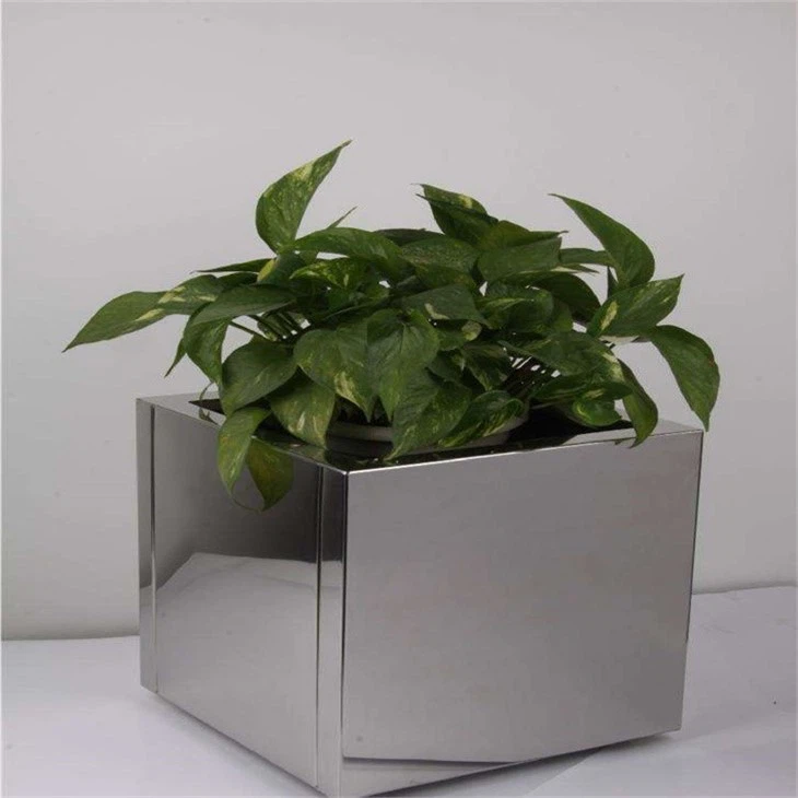 Planters Flower Pots