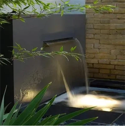 Corten Steel samostojeći zid za vodu za ribnjak